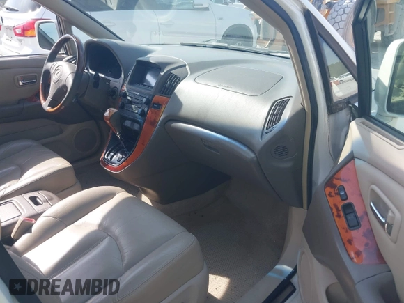 2001 Lexus RX 300 with VIN JTJGF10U810107544, listed as a IAAI auction lot 42151010 with 147,735 mi miles and . Bid and sale history available at DreamBid. Image 5.