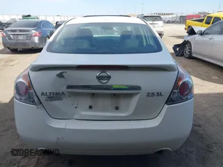 2008 Nissan Altima 2.5 S with VIN 1N4AL21E78C285006, listed as a IAAI auction lot 41788000 with 192,304 mi miles. Bid and sale history available at carsss.com. Image 16.
