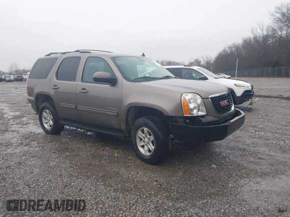 2011 GMC Yukon SLE with VIN 1GKS2AE0XBR249314, listed as a IAAI auction lot 41451903 with 249,673 mi miles. Bid and sale history available at carsss.com. Image 13.