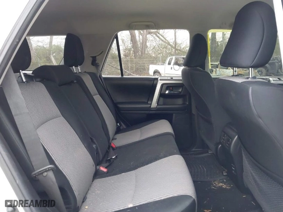 2019 Toyota 4Runner SR5 with VIN JTEBU5JR4K5679277, listed as a IAAI auction lot 41793373 with 103,737 mi miles. Bid and sale history available at carsss.com. Image 8.