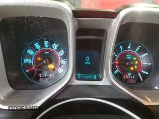 2010 Chevrolet Camaro 1LT z VIN 2G1FB1EV4A9191520, wystawiony jako Copart lot #56195245 z przebiegiem 132 883 mil mil oraz Czysty tytuł • Clean title. Historia ofert i sprzedaży dostępna na DreamBid. Obrazek 9.