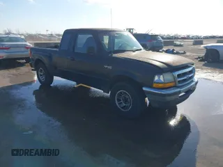 1999 Ford Ranger XL with VIN 1FTYR14V6XPB38342, listed as a IAAI auction lot 41673208 with 196,761 mi miles. Bid and sale history available at carsss.com. Image 1.