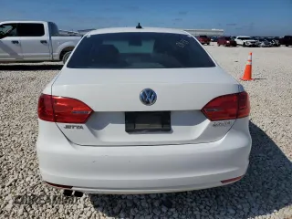 2013 Volkswagen Jetta SEL с VIN 3VWLX7AJ7DM366272, выставлен на аукционе Copart как лот 46352915 с пробегом 201 077 миль миль и Списание • Salvage title. История ставок и продаж доступна на DreamBid. Изображение 6.