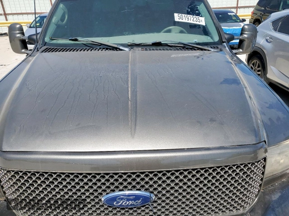 2001 Ford F-250 XL с VIN 1FTNW21F61EC19813, выставлен на аукционе Copart как лот 50197235 с пробегом Не указан миль и Чистый • Clean title. История ставок и продаж доступна на DreamBid. Изображение 11.