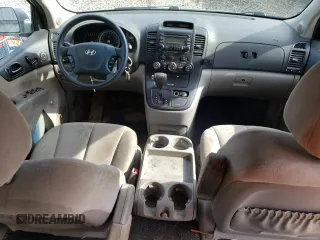2008 Hyundai Entourage GLS z VIN KNDMC233586051822, wystawiony jako Copart lot #56200055 z przebiegiem 180 513 mil mil oraz Szkoda całkowita • Salvage title. Historia ofert i sprzedaży dostępna na DreamBid. Obrazek 8.