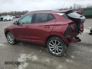 2024 Buick Encore GX Avenir z VIN KL4AMFSL2RB005604, wystawiony jako Copart lot #47529285 z przebiegiem 8 032 mil mil oraz Szkoda całkowita • Salvage title. Historia ofert i sprzedaży dostępna na DreamBid. Obrazek 2.