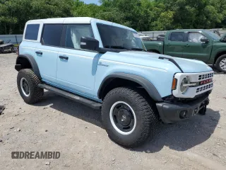 2024 Ford Bronco Heritage Limited Edition z VIN 1FMEE4GP4RLA74109, wystawiony jako Copart lot #56739705 z przebiegiem 6 656 mil mil oraz Szkoda całkowita • Salvage title. Historia ofert i sprzedaży dostępna na DreamBid. Obrazek 4.