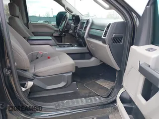 2018 Ford F-250 XL z VIN 1FT7W2BT2JEB68100, wystawiony jako IAAI lot #41974819 z przebiegiem 172 561 mil mil oraz . Historia ofert i sprzedaży dostępna na DreamBid. Obrazek 5.