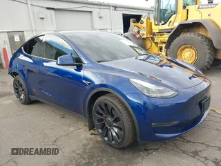 2024 Tesla Model Y Performance with VIN 7SAYGDEF5RF028607, listed as a IAAI auction lot 41073690 with 8,053 mi miles and . Bid and sale history available at DreamBid. Image 1.