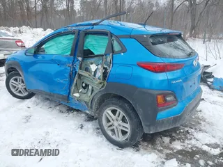 2021 Hyundai Kona SE with VIN KM8K1CAA3MU638297, listed as a IAAI auction lot 41596526 with 63,549 mi miles. Bid and sale history available at carsss.com. Image 3.