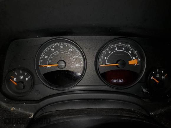 2014 Jeep Patriot Sport with VIN 1C4NJPBA3ED925535, listed as a Copart auction lot 61402245 with 98,582 mi miles and Salvage title. Bid and sale history available at DreamBid. Image 9.