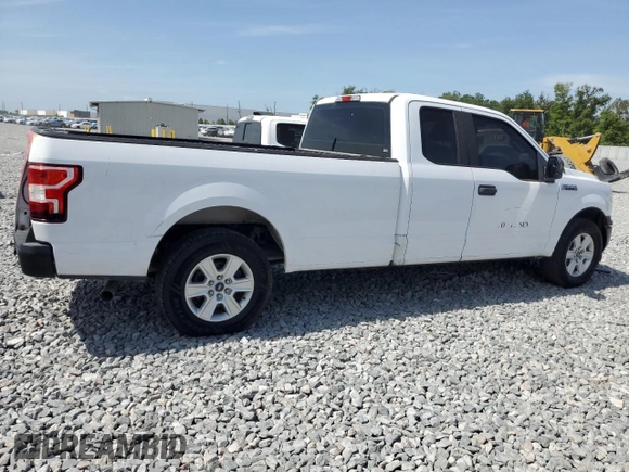 2018 Ford F-150 XL with VIN 1FTFX1C51JKC29165, listed as a Copart auction lot 53992755 with 160,047 mi miles and Clean Title. Bid and sale history available at carsss.com. Image 3.