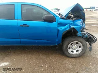 2022 Chevrolet Colorado 2WD Work Truck with VIN 1GCGSBEA9N1331943, listed as a IAAI auction lot 41378162 with 70,227 mi miles. Bid and sale history available at carsss.com. Image 21.