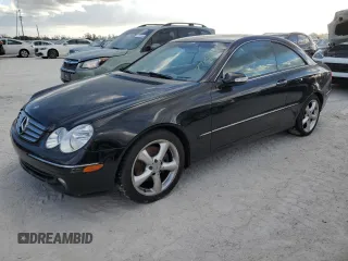2005 Mercedes-Benz CLK-Class 3.2L with VIN WDBTJ65J45F122037, listed as a Copart auction lot 77258444 with 0 mi miles and Non Repairable. Bid and sale history available at carsss.com. Image 1.