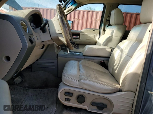 2004 Ford F-150 XLT with VIN 1FTPW14554KC77536, listed as a Copart auction lot 54194175 with 238,968 mi miles and Clean Title. Bid and sale history available at carsss.com. Image 7.