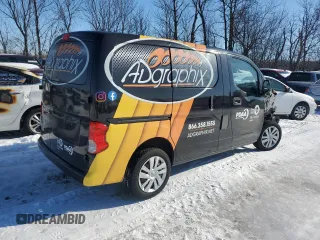 2017 Nissan NV200 SV z VIN 3N6CM0KN4HK714189, wystawiony jako Copart lot #86330134 z przebiegiem 61 735 mil mil oraz Szkoda całkowita • Salvage title. Historia ofert i sprzedaży dostępna na DreamBid. Obrazek 3.