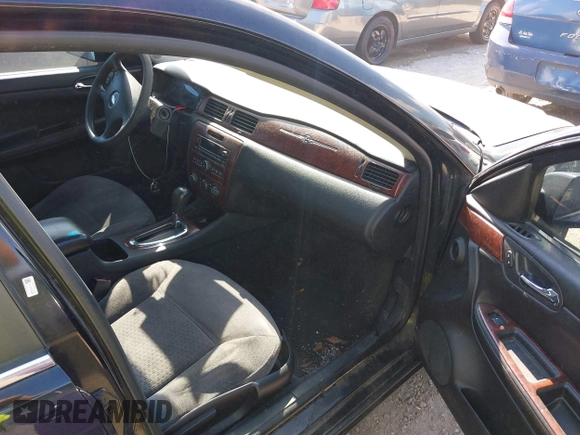 2007 Chevrolet Impala LS with VIN 2G1WB58K579249488, listed as a IAAI auction lot 41526224 with 187,397 mi miles and . Bid and sale history available at DreamBid. Image 5.