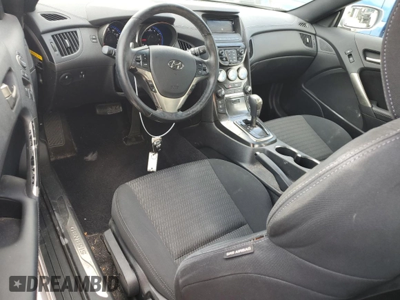 2014 Hyundai Genesis Coupe R-Spec z VIN KMHHT6KD4EU121512, wystawiony jako Copart lot #53890395 z przebiegiem 25 925 mil mil oraz Szkoda całkowita • Salvage title. Historia ofert i sprzedaży dostępna na DreamBid. Obrazek 8.
