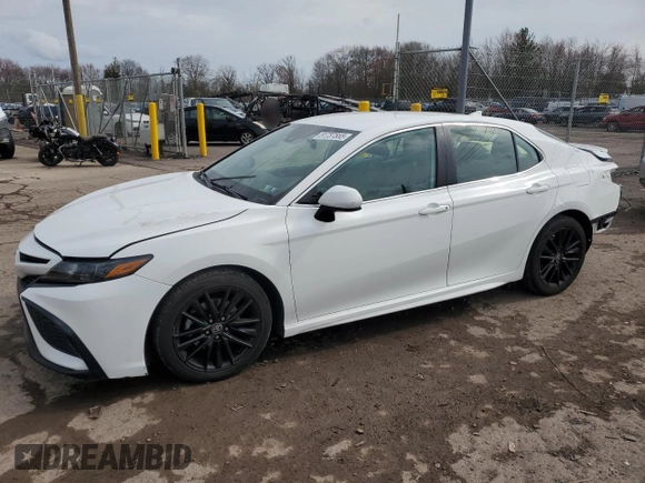 2021 Toyota Camry SE Nightshade with VIN 4T1G11AK5MU412927, listed as a Copart auction lot 51737555 with 70,236 mi miles and Salvage Title. Bid and sale history available at DreamBid. Image 1.