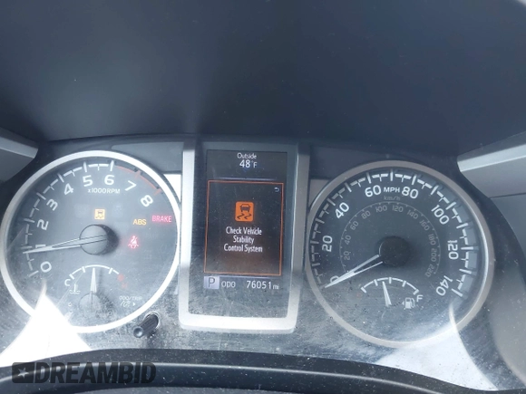 2017 Toyota Tacoma SR5 with VIN 3TMCZ5AN8HM104867, listed as a IAAI auction lot 41931133 with 76,051 mi miles. Bid and sale history available at carsss.com. Image 7.