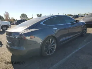 2020 Tesla Model S Long Range с VIN 5YJSA1E29LF366969, выставлен на аукционе Copart как лот 88164585 с пробегом 114 809 миль миль и Списание • Salvage title. История ставок и продаж доступна на DreamBid. Изображение 3.