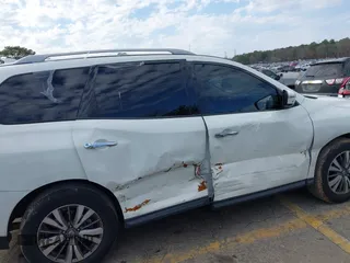 2020 Nissan Pathfinder S with VIN 5N1DR2AN4LC593664, listed as a IAAI auction lot 41589398 with 55,823 mi miles. Bid and sale history available at carsss.com. Image 6.