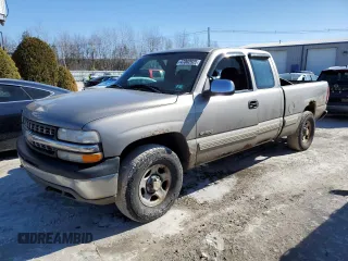 2002 Chevrolet Silverado 1500 LS with VIN 2GCEK19VX21246212, listed as a Copart auction lot 47002925 with 302,604 mi miles and Clean Title. Bid and sale history available at carsss.com. Image 1.