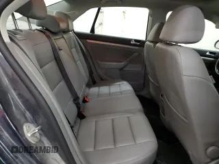 2008 Volkswagen Jetta SE с VIN 3VWRM71K78M048766, выставлен на аукционе Copart как лот 60588995 с пробегом 180 857 миль миль и Списание • Salvage title. История ставок и продаж доступна на DreamBid. Изображение 10.