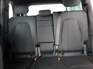 2023 Mercedes-Benz EQB 250+ z VIN W1N9M0CB7PN063062, wystawiony jako Copart lot #45912814 z przebiegiem 4 749 mil mil oraz . Historia ofert i sprzedaży dostępna na DreamBid. Obrazek 10.