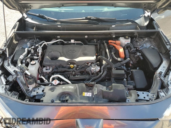 2022 Toyota RAV4 XSE with VIN JTMEB3FV4ND076096, listed as a Copart auction lot 58802695 with 141,543 mi miles and Salvage title. Bid and sale history available at DreamBid. Image 12.
