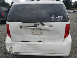 2008 Scion xB z VIN JTLKE50E981026996, wystawiony jako Copart lot #57676945 z przebiegiem 223 038 mil mil oraz Szkody całkowita. Historia ofert i sprzedaży dostępna na DreamBid. Obrazek 6.