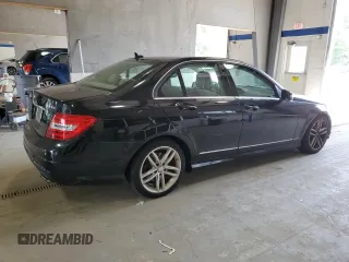 2013 Mercedes-Benz C 300 Sport with VIN WDDGF8AB0DR253371, listed as a Copart auction lot 62021785 with 190,938 mi miles and Salvage title. Bid and sale history available at DreamBid. Image 3.