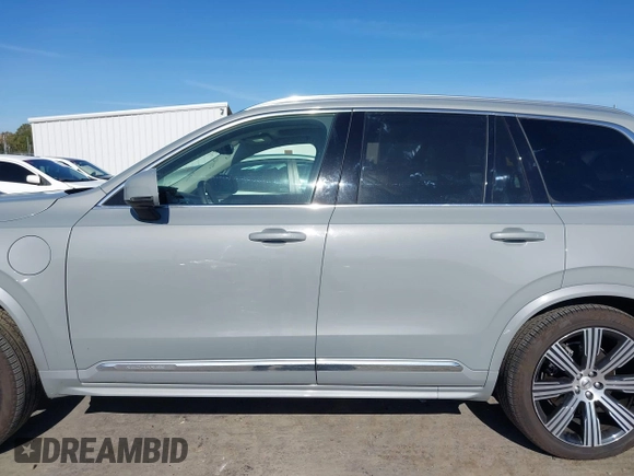 2024 Volvo XC90 Ultimate с VIN YV4H60LF1R1235240, выставлен на аукционе IAAI как лот 42260308 с пробегом 6 584 миль миль и . История ставок и продаж доступна на DreamBid. Изображение 15.