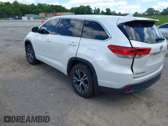 2017 Toyota Highlander LE with VIN 5TDBZRFH6HS456819, listed as a IAAI auction lot 42346004 with 113,152 mi miles and . Bid and sale history available at DreamBid. Image 3.