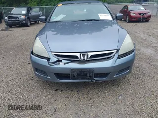 2007 Honda Accord LX SE с VIN 1HGCM56307A006385, выставлен на аукционе IAAI как лот 42432705 с пробегом 219 796 миль миль и . История ставок и продаж доступна на DreamBid. Изображение 6.