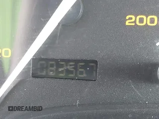 2003 Saturn VUE z VIN 5GZCZ53B13S851633, wystawiony jako IAAI lot #41562791 z przebiegiem 83 567 mil mil oraz . Historia ofert i sprzedaży dostępna na DreamBid. Obrazek 7.