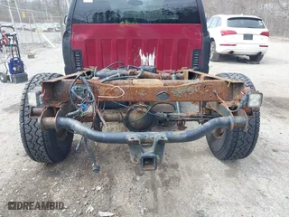 2004 GMC Sierra 1500 SLE with VIN 1GTEK14T24Z228318, listed as a IAAI auction lot 41906309 with 254,130 mi miles. Bid and sale history available at carsss.com. Image 6.