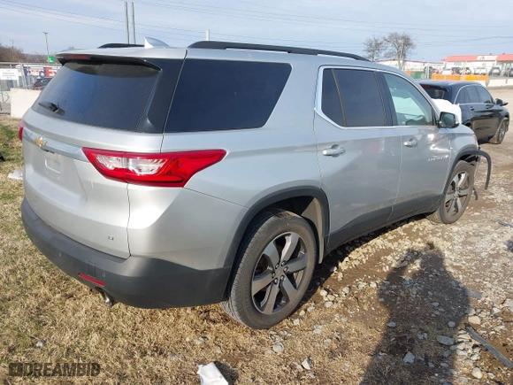 2019 Chevrolet Traverse LT Leather with VIN 1GNERHKW7KJ269791, listed as a IAAI auction lot 41599390 with 182,176 mi miles. Bid and sale history available at carsss.com. Image 4.