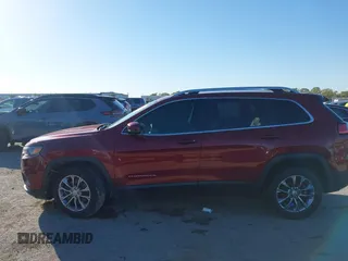 2020 Jeep Cherokee Latitude Plus with VIN 1C4PJLLB3LD624382, listed as a IAAI auction lot 40799441 with 66,588 mi miles. Bid and sale history available at carsss.com. Image 13.