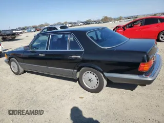 1989 Mercedes-Benz 560 with VIN WDBCA39D8KA437872, listed as a Copart auction lot 45689195 with 151,851 mi miles and Clean Title. Bid and sale history available at DreamBid. Image 2.