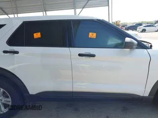 2023 Ford Explorer z VIN 1FMSK7BH1PGB27187, wystawiony jako IAAI lot #41900281 z przebiegiem 23 307 mil mil oraz . Historia ofert i sprzedaży dostępna na DreamBid. Obrazek 13.