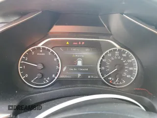 2019 Nissan Murano Platinum z VIN 5N1AZ2MS6KN103426, wystawiony jako Copart lot #47499375 z przebiegiem 98 929 mil mil oraz Szkoda całkowita • Salvage title. Historia ofert i sprzedaży dostępna na DreamBid. Obrazek 9.