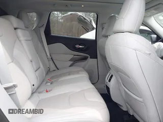 2019 Jeep Cherokee Limited with VIN 1C4PJLDN0KD300846, listed as a IAAI auction lot 41688555 with 54,166 mi miles. Bid and sale history available at carsss.com. Image 8.