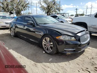 2015 Jaguar XJ with VIN SAJWA2GZ6F8V81068, listed as a Copart auction lot 78954824 with 79,565 mi miles and Clean Title. Bid and sale history available at carsss.com. Image 4.