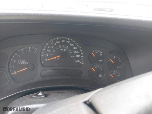 2004 Chevrolet Silverado 1500 Work Truck with VIN 2GCEC19T541158392, listed as a IAAI auction lot 41355324 with 1 mi miles. Bid and sale history available at carsss.com. Image 7.