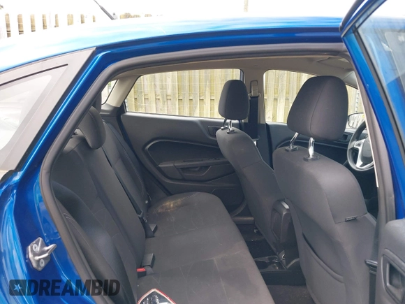2018 Ford Fiesta SE z VIN 3FADP4BJXJM126168, wystawiony jako IAAI lot #42255261 z przebiegiem 121 248 mil mil oraz . Historia ofert i sprzedaży dostępna na DreamBid. Obrazek 8.