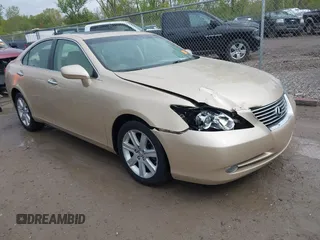 2008 Lexus ES 330 z VIN JTHBJ46G182261864, wystawiony jako IAAI lot #42192538 z przebiegiem 176 172 mil mil oraz . Historia ofert i sprzedaży dostępna na DreamBid. Obrazek 1.