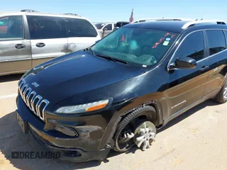 2017 Jeep Cherokee Latitude with VIN 1C4PJLCB4HW586821, listed as a IAAI auction lot 42041642 with 94,161 mi miles and . Bid and sale history available at DreamBid. Image 6.