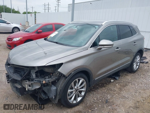2017 Lincoln MKC Select with VIN 5LMCJ2C92HUL34916, listed as a IAAI auction lot 42024355 with 34,242 mi miles and . Bid and sale history available at DreamBid. Image 2.