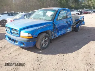 1998 Dodge Dakota with VIN 1B7FL22P9WS602318, listed as a IAAI auction lot 40830718 with 290,693 mi miles. Bid and sale history available at carsss.com. Image 2.